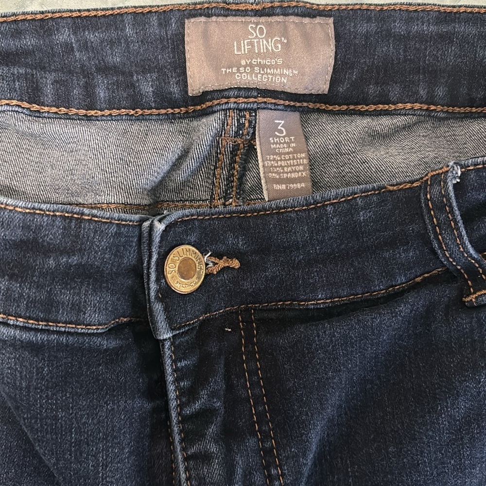Chico’s Women’s Size 3 Short Jeans